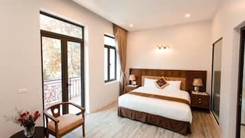 Phòng đôi hoặc 2 giường đơn Superior | Nệm có lớp đệm bông, bàn, khu vực làm việc phù hợp cho laptop