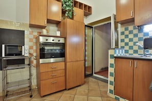 Mikrobølgeovn, ovn, kogeplade