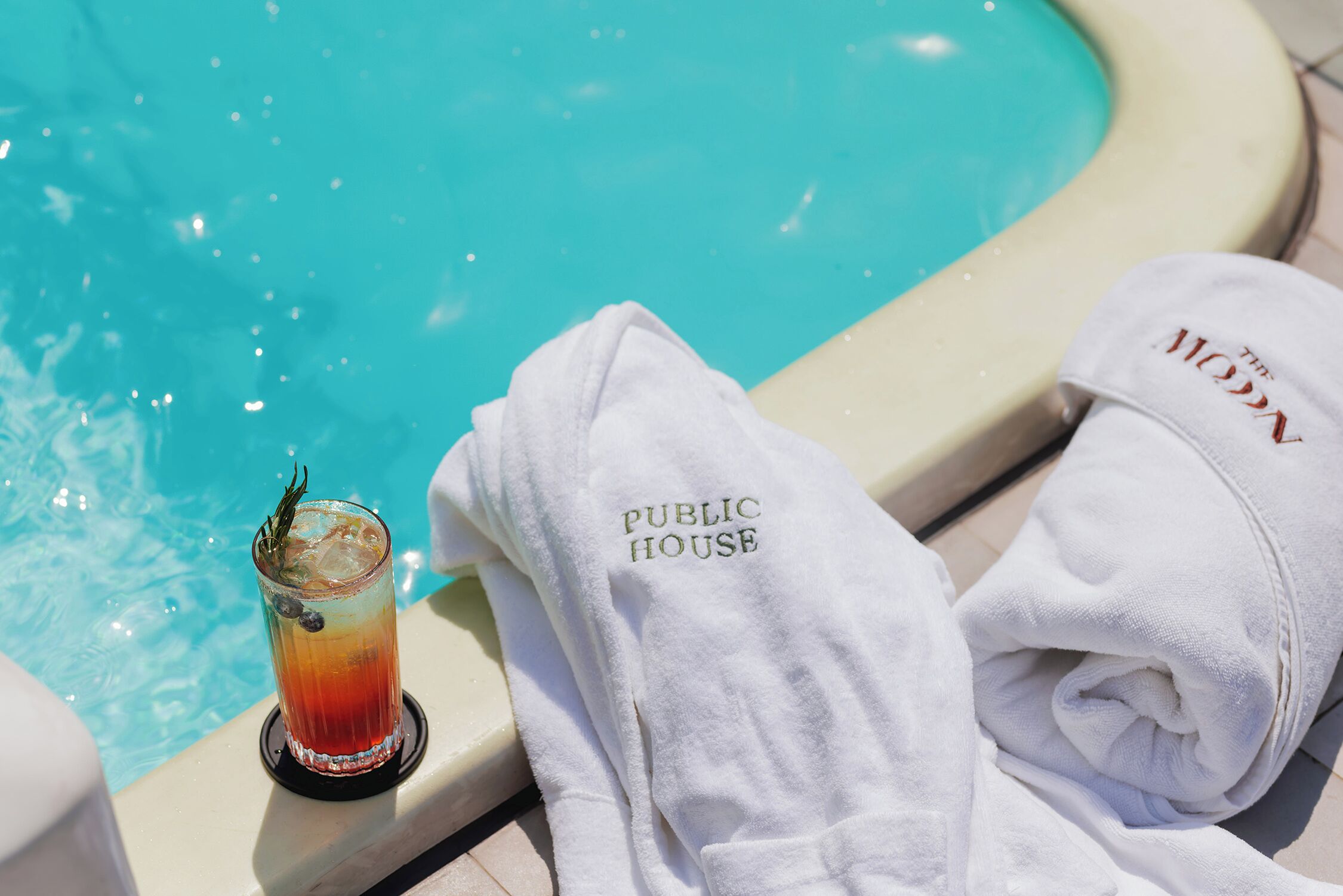 Photo - Public House Bangkok, a Member of Design Hotels
