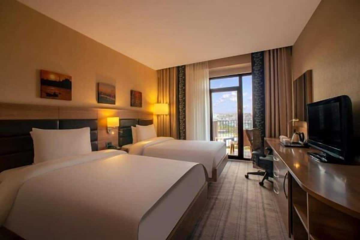 2 slaapkamers, luxe beddengoed, een minibar, een kluis op de kamer