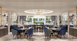 朝食 (ビュッフェ)、毎日提供 (有料)