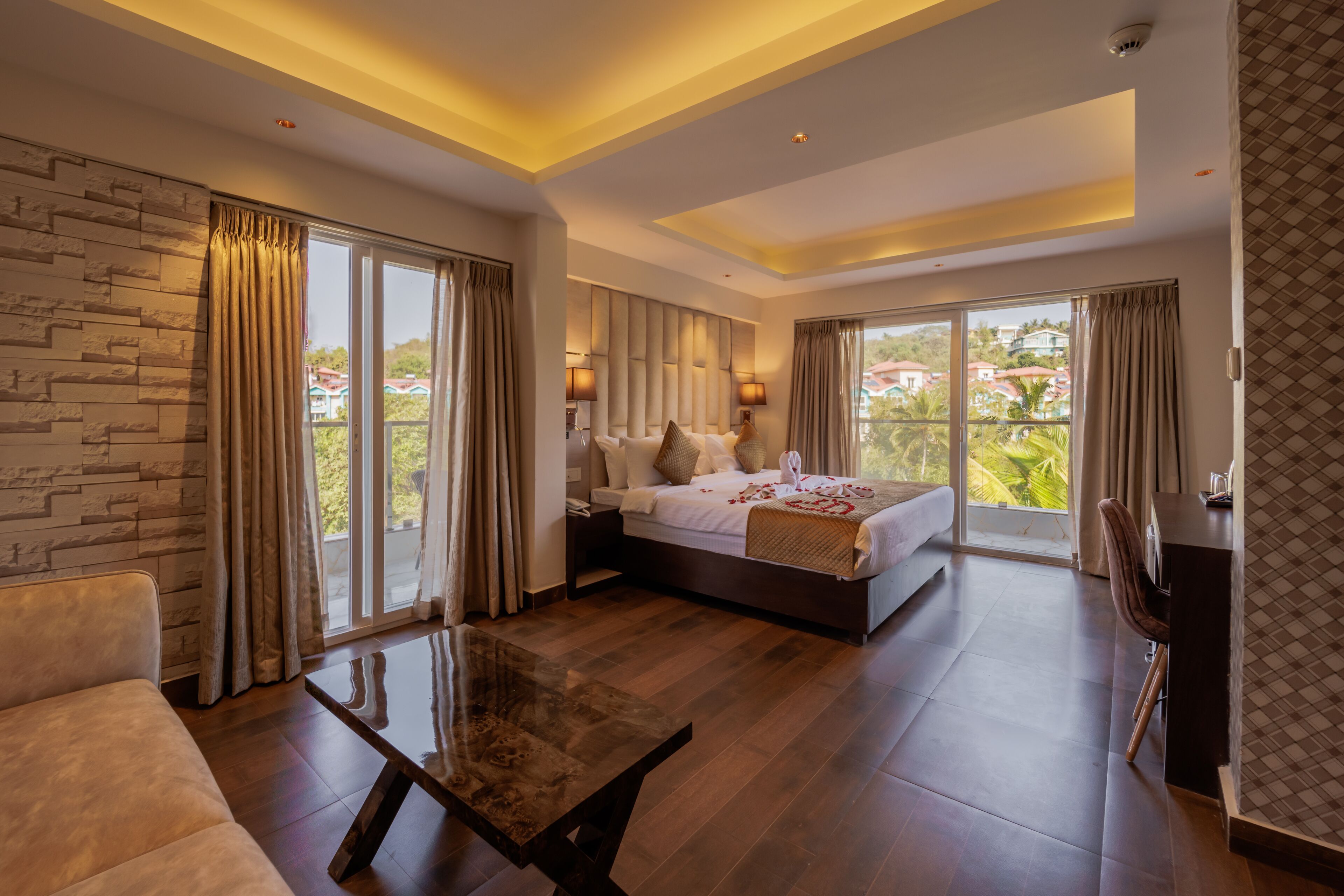 高级双人房 | 迷你吧、客房内保险箱、特色家居、熨斗/熨衣板