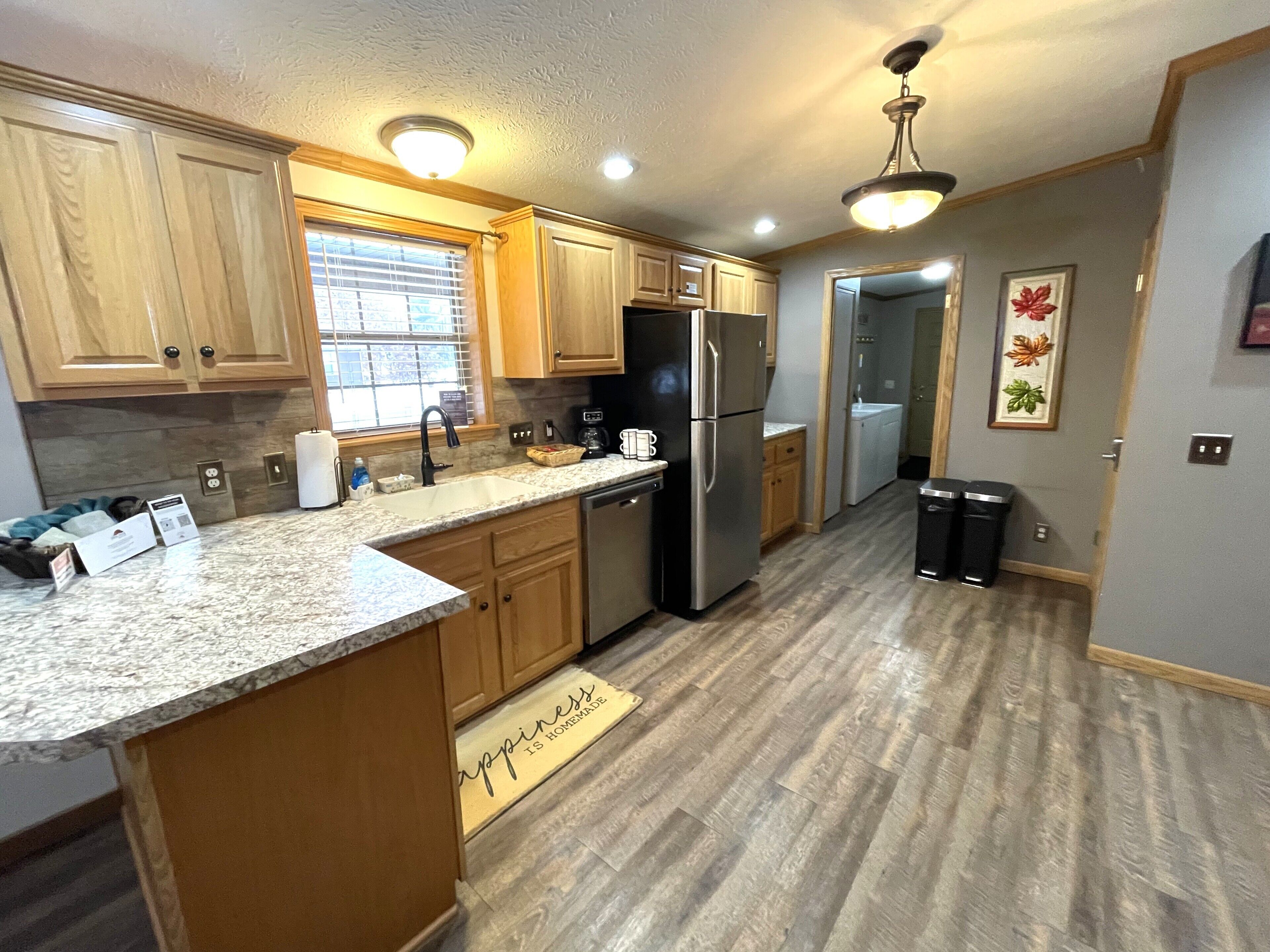 雪櫃、微波爐、焗爐、爐具