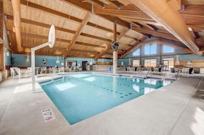 Innenpool, beheizter Pool