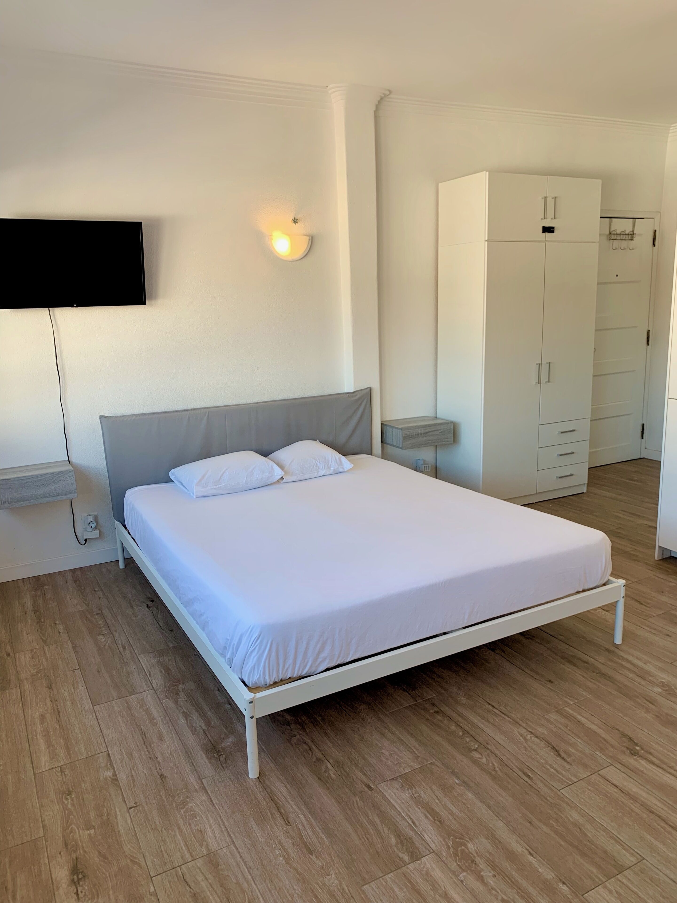 1 bedroom, iron/ironing board, travel crib, free WiFi