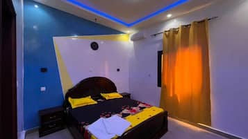 1 bedroom, blackout curtains, free WiFi