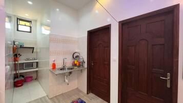 1 bedroom, blackout curtains, free WiFi