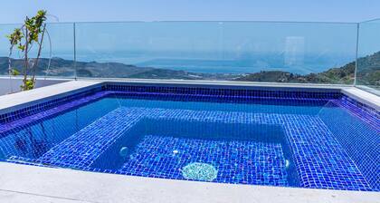 Beautiful view, up to 12 p., heated pool & relax pool, panorama, wifi, airco.