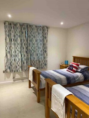 Room - Westward Ho-rizon View 9 (Westward Ho!)