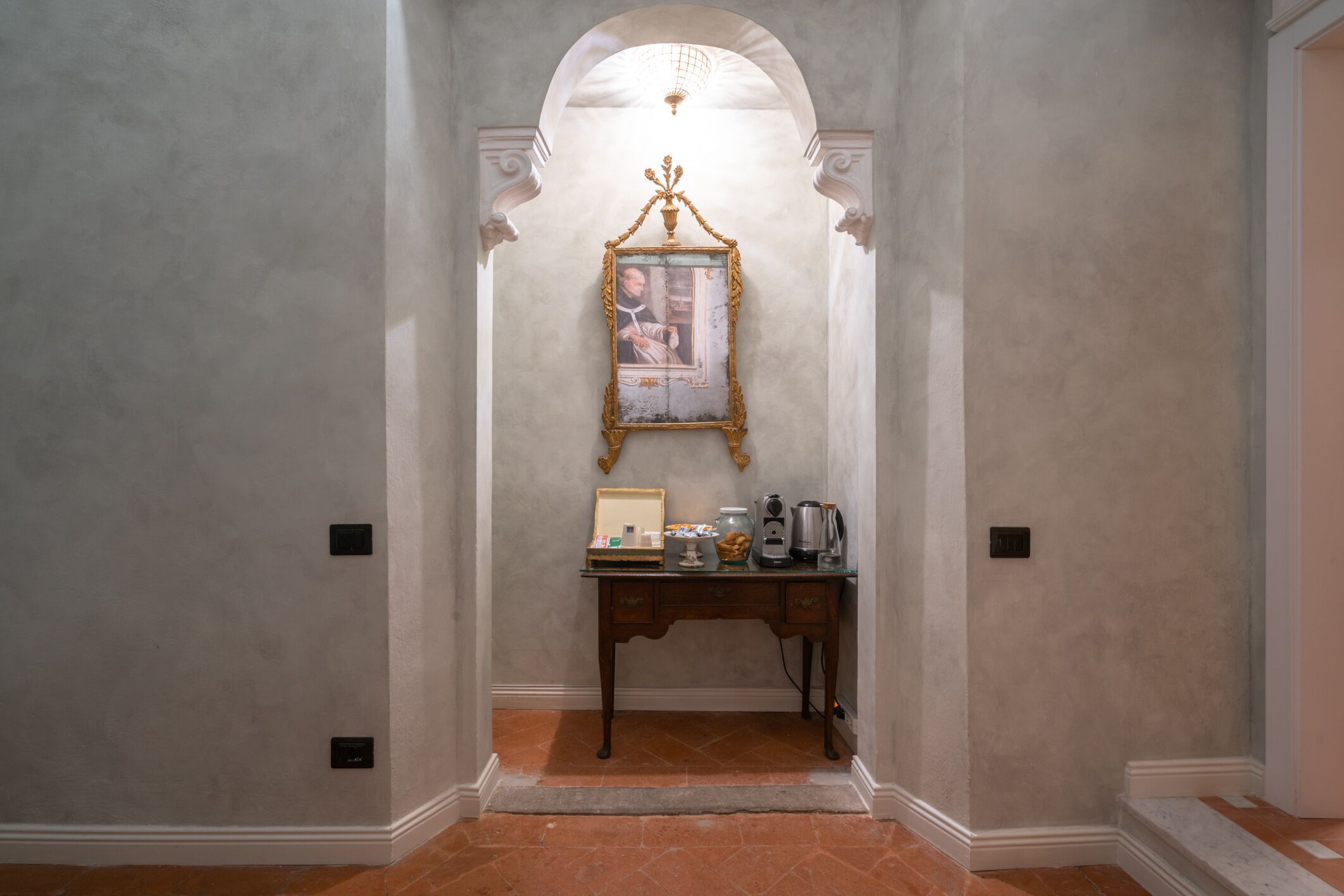 Televisión de pantalla plana de 40 pulgadas con canales vía satélite 