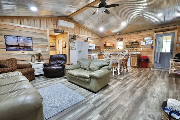 Open floor plan with living room/kitchen/dining