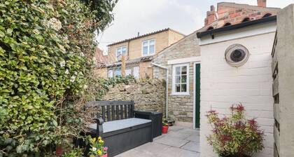 12 Castlegate