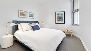 3 chambres, fer et planche à repasser, lit parapluie, Wi-Fi gratuit