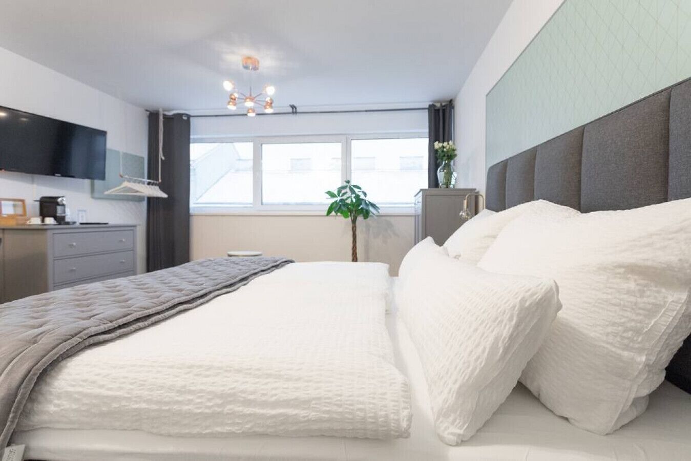 1 bedroom, desk, iron/ironing board, free WiFi