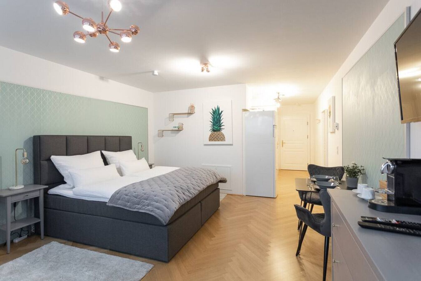 1 Schlafzimmer, Schreibtisch, Bügeleisen/Bügelbrett, kostenloses WLAN