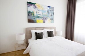 3 bedrooms, iron/ironing board, travel cot, free WiFi