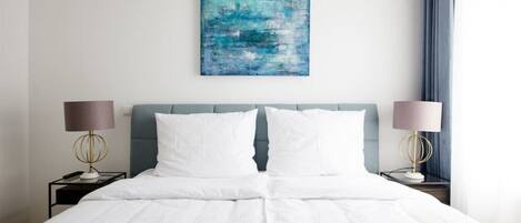 3 chambres, fer et planche à repasser, lit parapluie, Wi-Fi gratuit