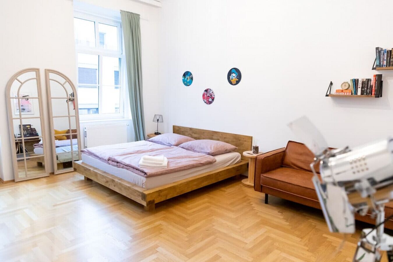 1 habitación, escritorio, wifi gratis y ropa de cama 