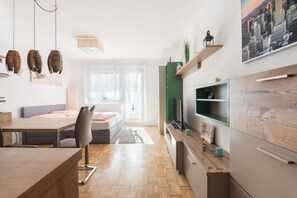 アイロン / アイロン台、WiFi、ベッドシーツ