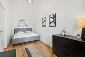 2 Schlafzimmer, Schreibtisch, kostenloses WLAN, Bettwäsche