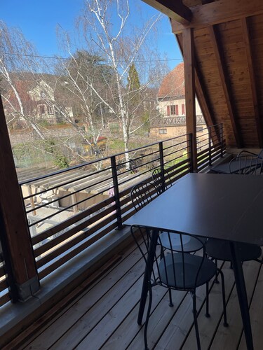 New: 3-bedroom apartment for 4 or 6 people.