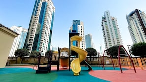Children’s play area – outdoor