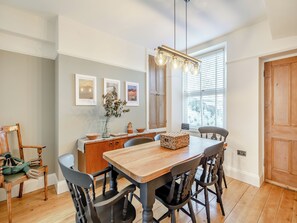 Dining - 3 bedroom accommodation in Kendal (Kendal)