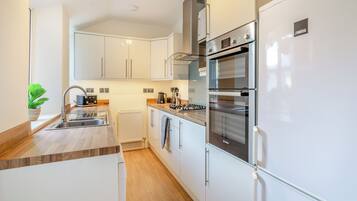 Dishwasher, highchair