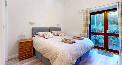 Y Bwthyn Llanberis - Two Bedroom Cottage, Sleeps 2