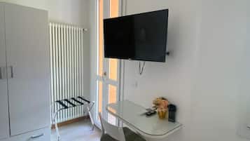 Chambre Classique Double ou avec lits jumeaux, vue partielle sur le lac