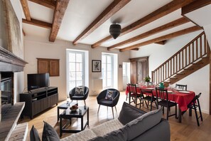 TV - Le Phare de la Fenêtre (Cancale)