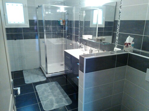 T3 - Ground floor - With swimming pool - Classification 5 * furnished accommodation