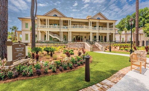 Stunning Harbour Town Penthouse Flat in Sea Pines, Spectacular Location!  
