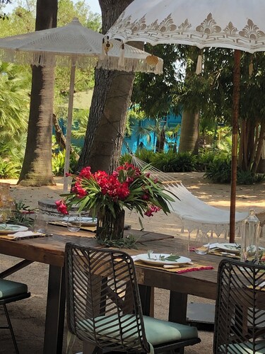 EL BOTANICO DE SAGRA - CASA TURQUESA