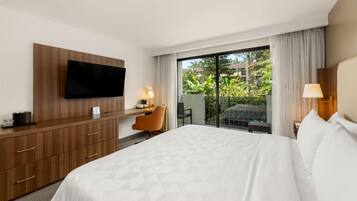 Down comforters, in-room safe, desk, laptop workspace