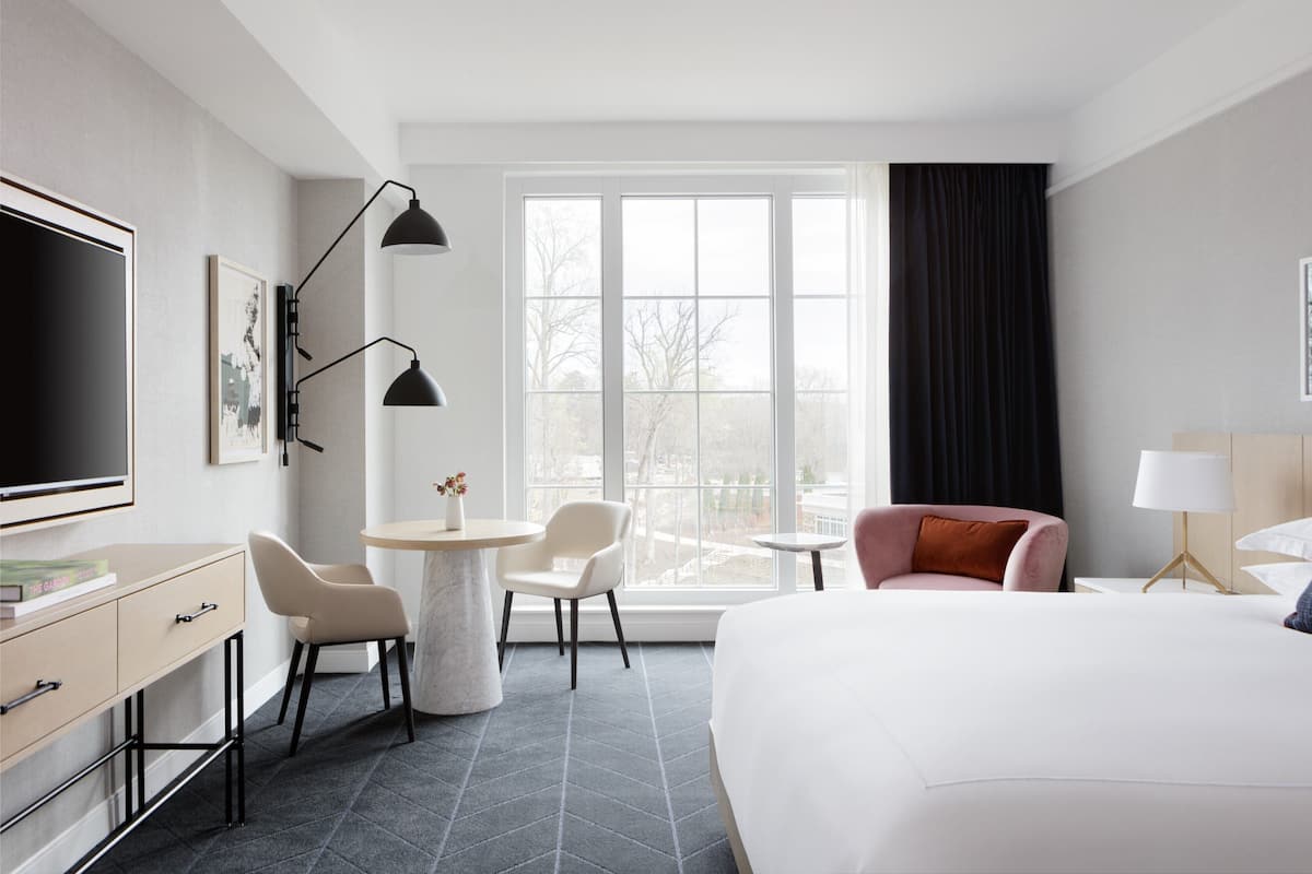 Bộ trải giường bằng vải Frette của Ý, bộ đồ giường cao cấp, minibar