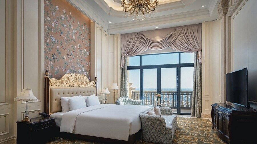 Crowne Plaza Dongying by IHG