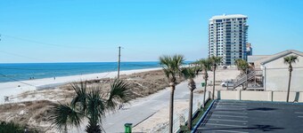 Bethys Beachy Beauty Regency Towers!