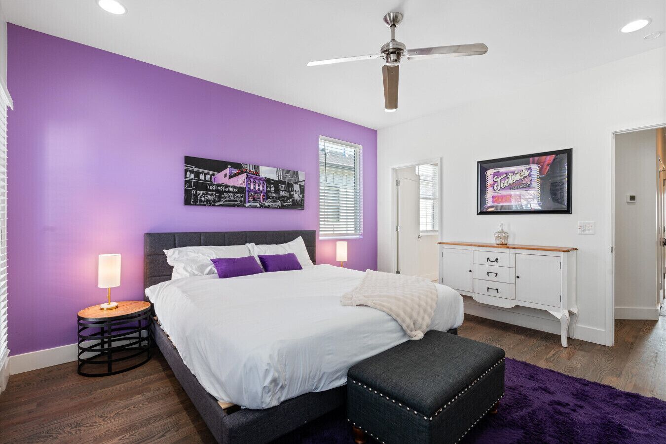 4 bedrooms, desk, iron/ironing board, free WiFi