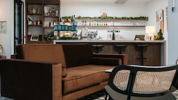 Bar lounge