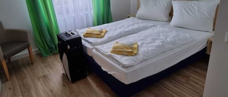 1 habitación, wifi gratis y ropa de cama