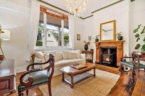 TV, fireplace, offices