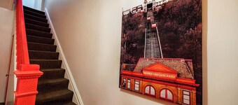 Mathilda Street Trio - Stylish 2BR Apt