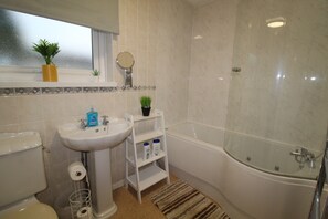 Bathroom - Aspley House (Sutton-in-Ashfield)