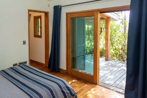 Bungalow Design | 1 chambre, accès au Wi-Fi (inclus), literie fournie