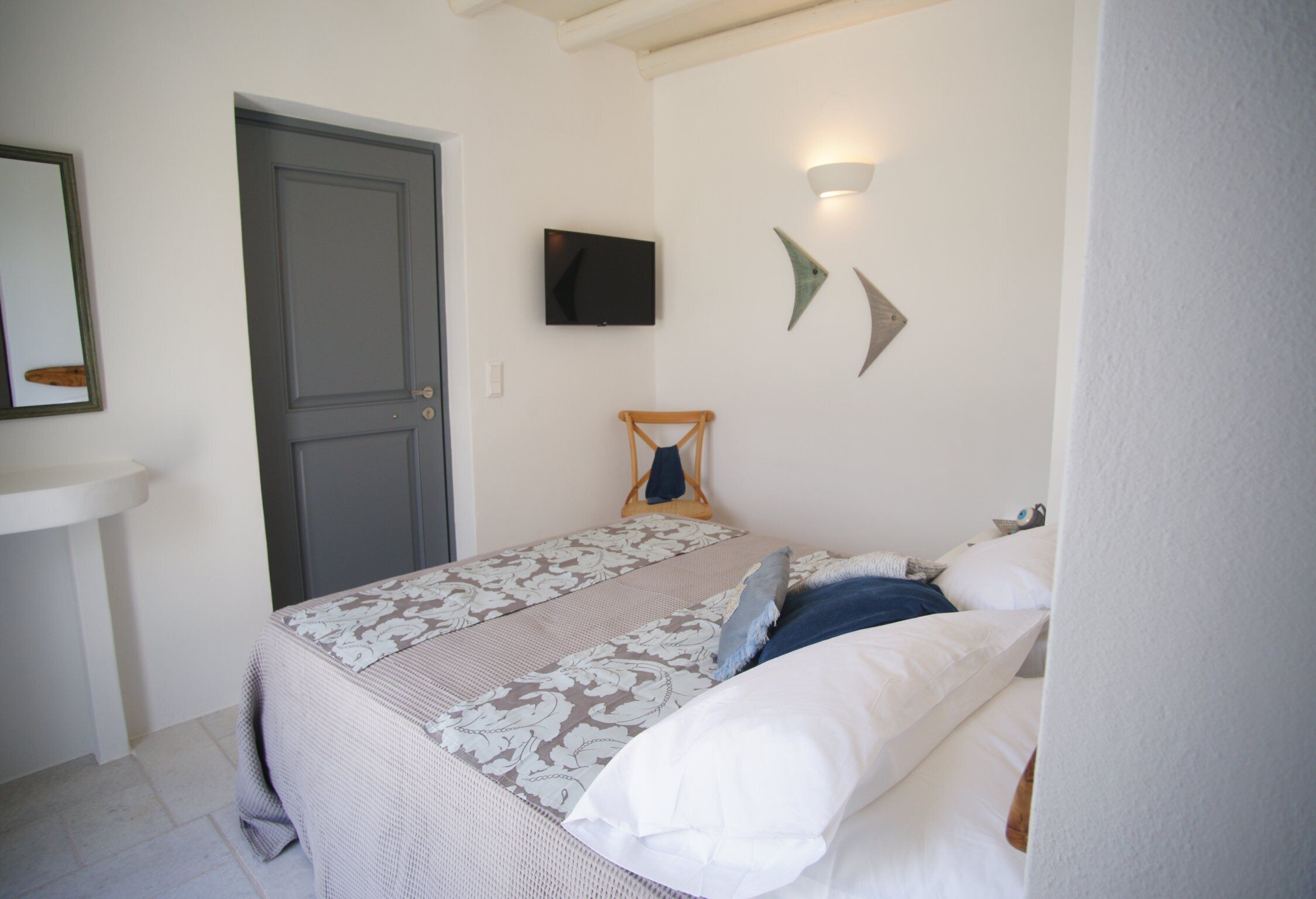 1 chambre, fer et planche à repasser, Wi-Fi gratuit, draps fournis