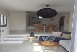 Interior - Krotiri View of Paros (Paros)