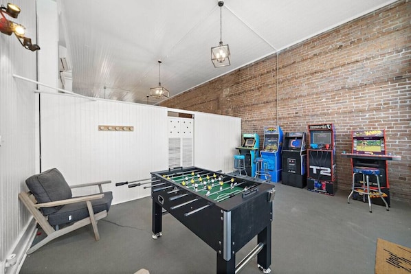 Spielezimmer