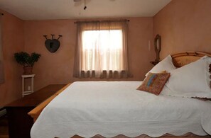 1 Schlafzimmer, Bügeleisen/Bügelbrett, Reisekinderbett, kostenloses WLAN