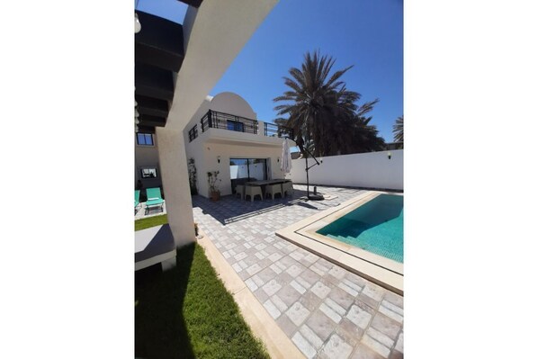 Alberca al aire libre 